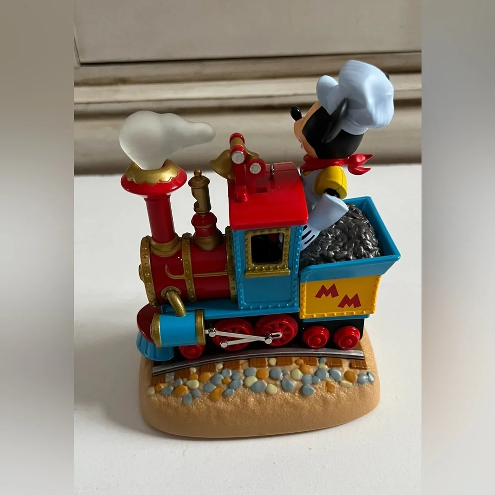 Hallmark Disney Keepsake Ornament Mickey's Magical Railroad lights & sound rare